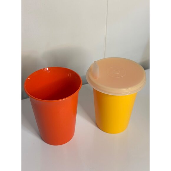 VTG Tupperware Mini Tumbler Set 2 Orange Yellow Cup w/ Lid Spout USA 80s Retro - Picture 2 of 8